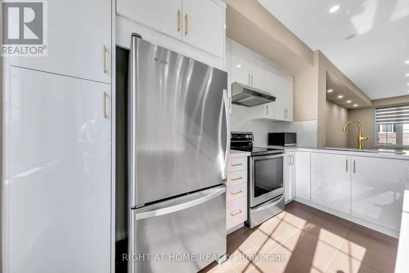 397 Hardwick Common — photo 11 of 24