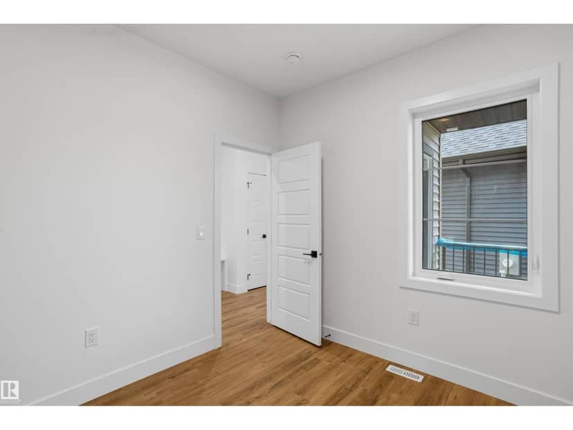 2315 Crossbill CO NW, Edmonton, photo 6