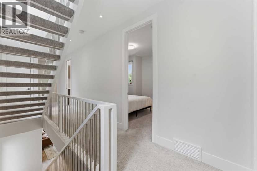 438 13 Street NW — photo 20 of 40