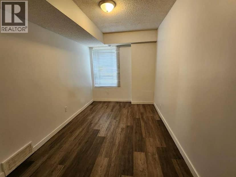 401 22 Avenue NE, Calgary, photo 4