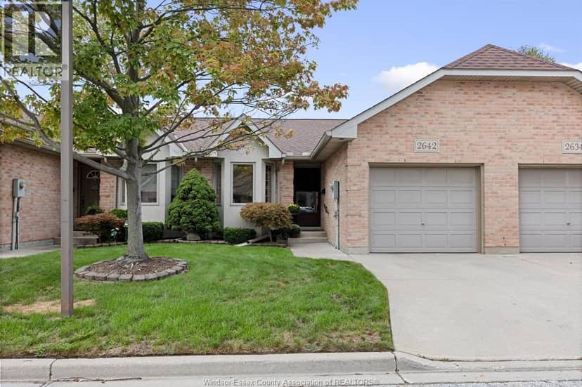 2642 NORFOLK PINES CRESCENT Unit# 15 — photo 1 of 31