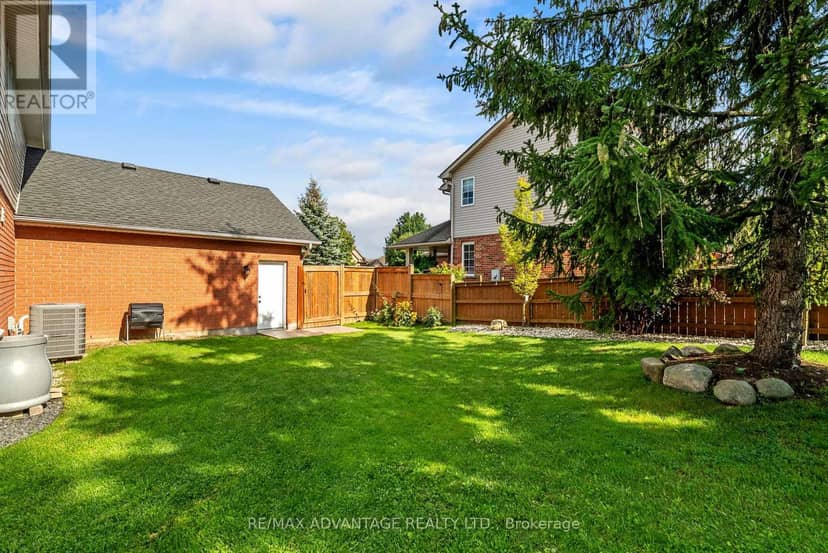 37 Calvert Lane — photo 10 of 40
