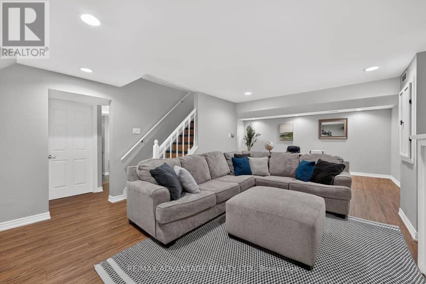 37 Calvert Lane — photo 34 of 40