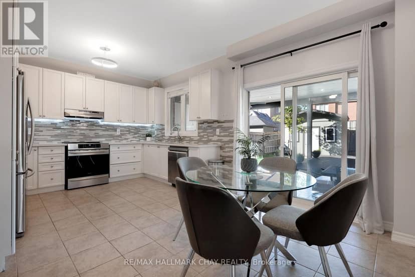 2199 Dawson Crescent — photo 14 of 30