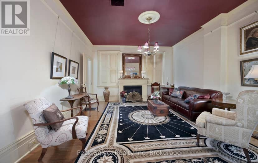 220 Elgin Street E — photo 15 of 40