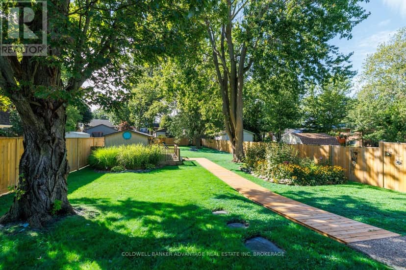 466 Sugarloaf Street — photo 36 of 40