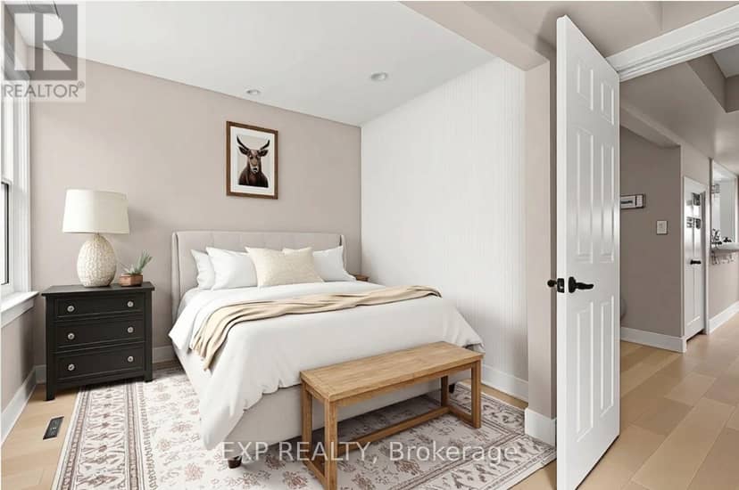 780 Oxford Street — photo 9 of 20