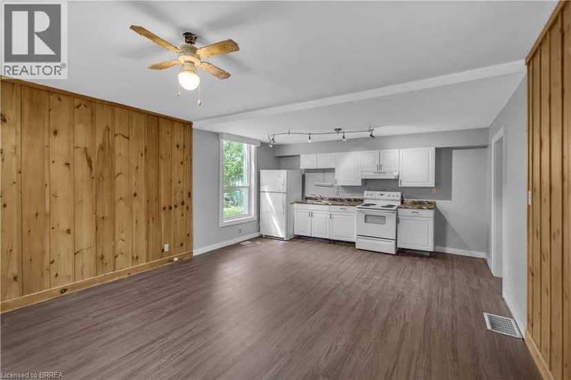 8 VICTORIA Street — photo 9 of 33