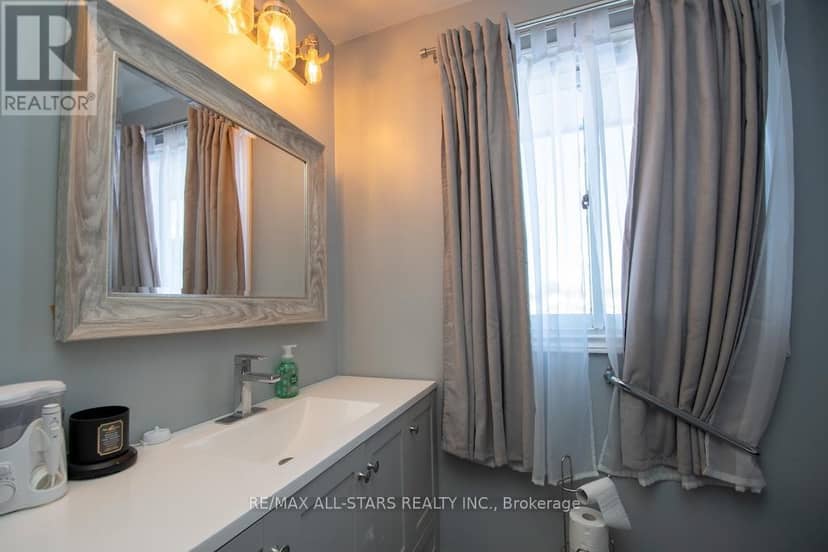 1185 Sturgeon Road — photo 25 of 40