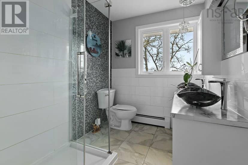 11 Robina Drive — photo 29 of 40