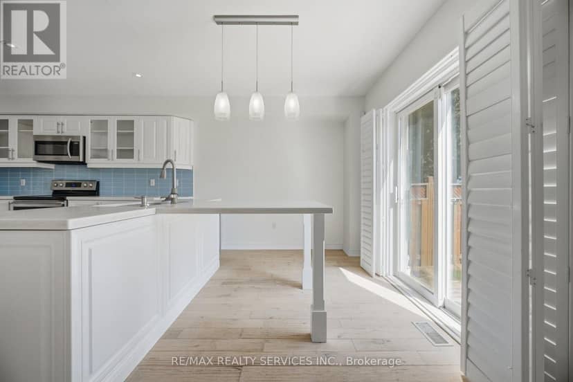 33 Sewells Lane — photo 14 of 40