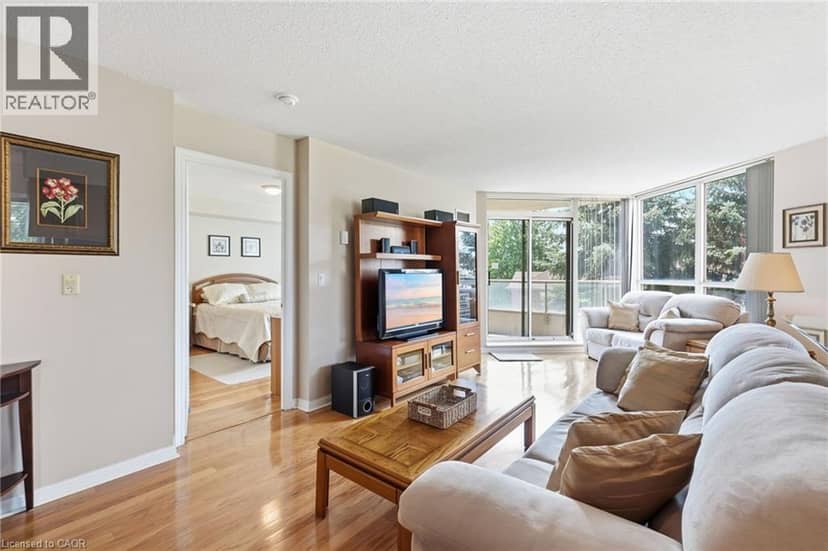 1150 PARKWEST Place Unit# 301 — photo 7 of 36
