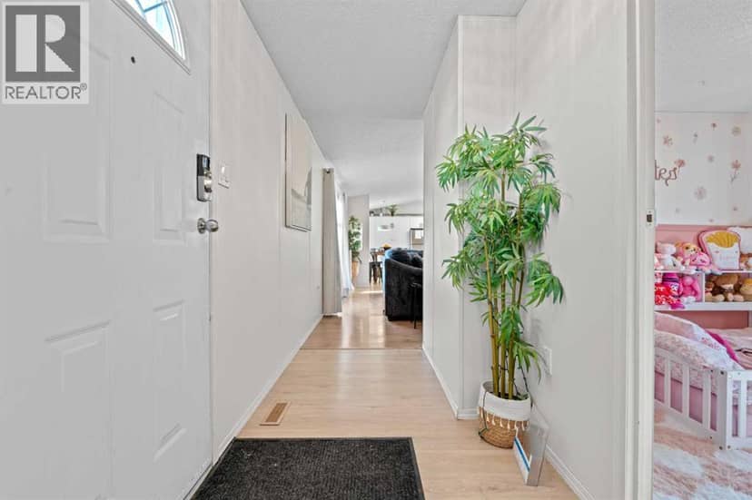 300, 1101 84 Street NE — photo 9 of 40
