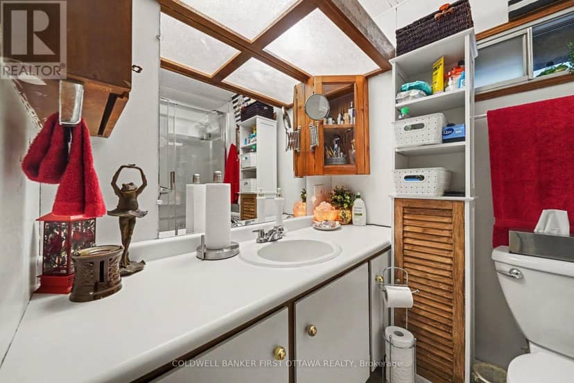 9 Saddle Avenue — photo 23 of 34