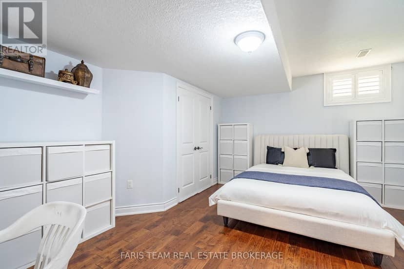 2 Harry Parker Place — photo 33 of 40
