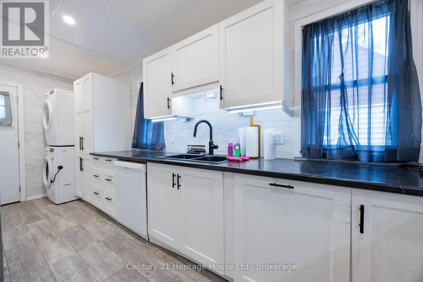 102 Stewart Avenue — photo 12 of 38