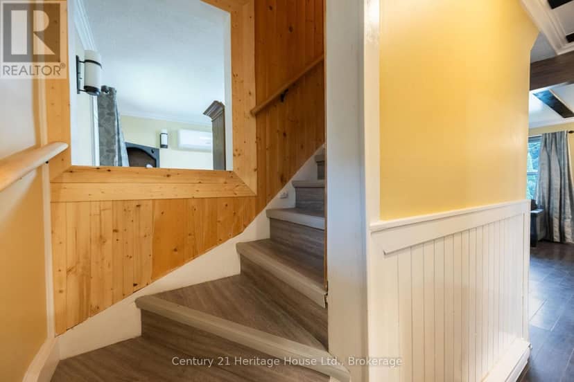 102 Stewart Avenue — photo 24 of 38