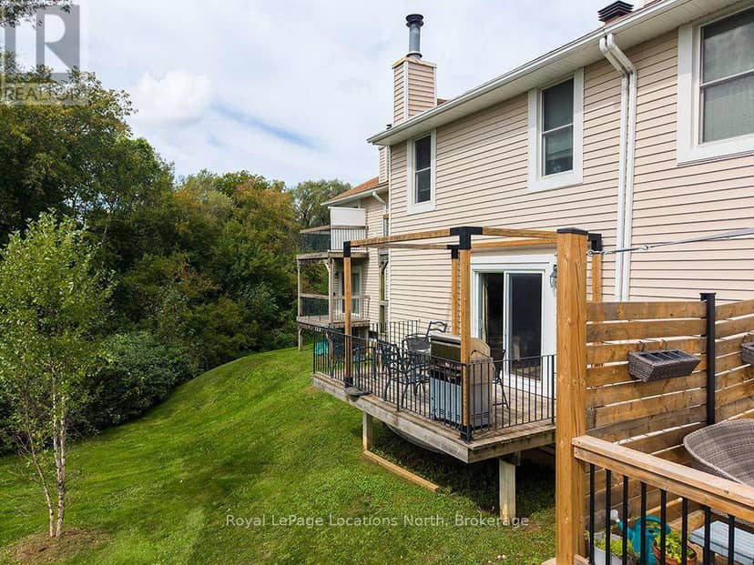 44 - 127 Alfred Street W — photo 21 of 24