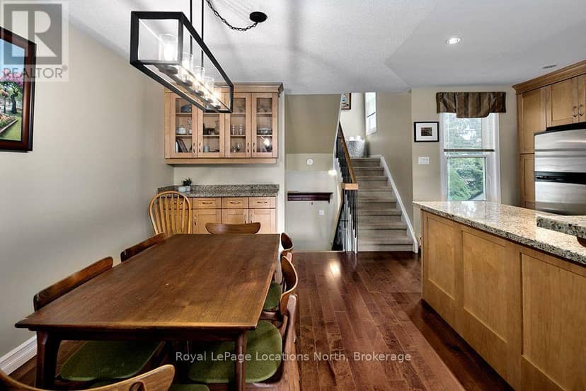 44 - 127 Alfred Street W — photo 9 of 24