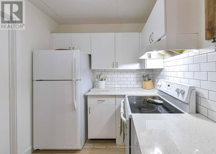 42 - 19 Dawson Drive — photo 10 of 26