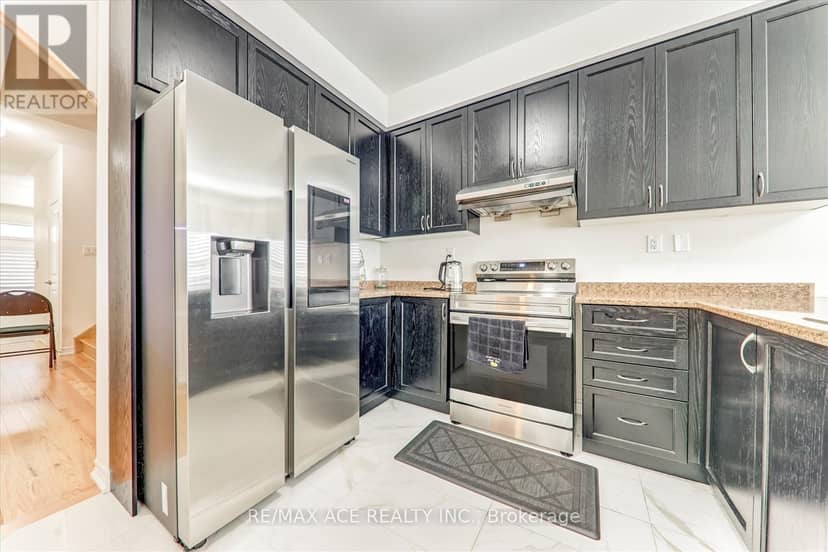1152 Skyridge Boulevard — photo 7 of 32