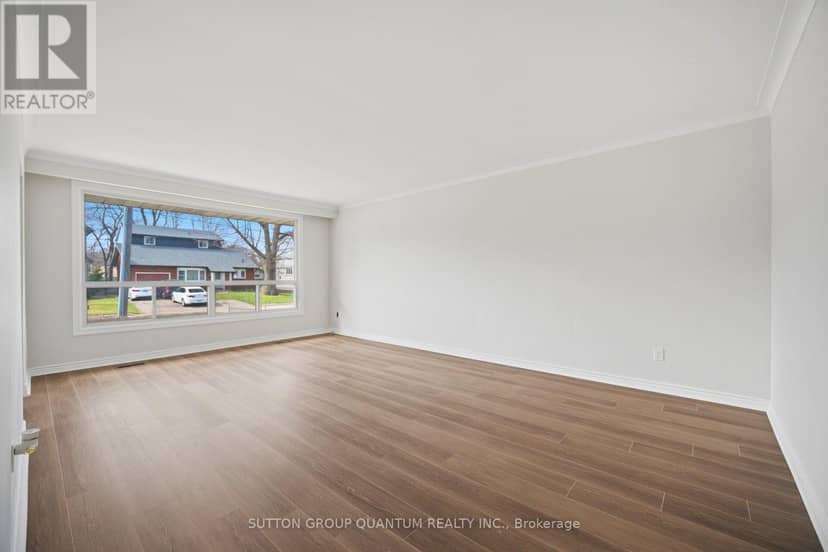126 Angelene Street — photo 7 of 34