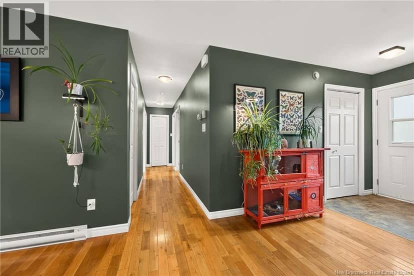 182 Niagara Road — photo 13 of 40