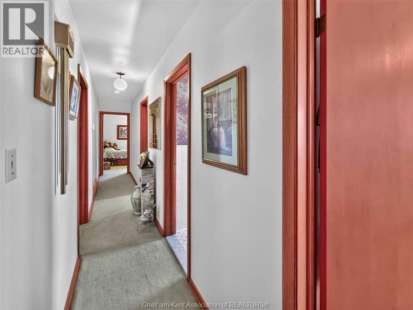 107 INDIAN CREEK ROAD East — photo 19 of 40