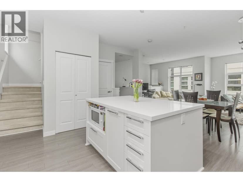 28 39548 LOGGERS LANE, Squamish, photo 4