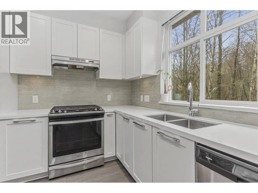 28 39548 LOGGERS LANE, Squamish, photo 6