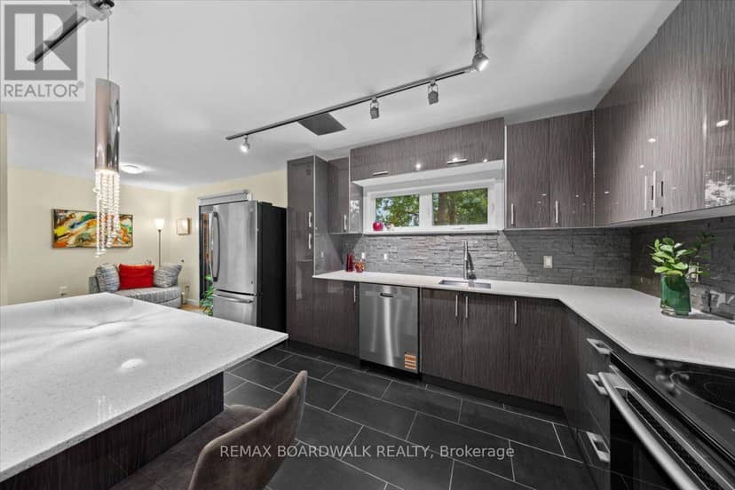 154 Duford Street — photo 11 of 32