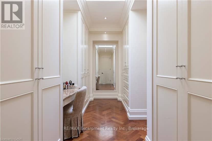 1081 Argyle Drive — photo 30 of 40