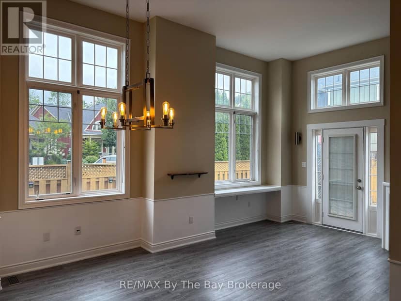 300 Stonebridge Boulevard — photo 6 of 33