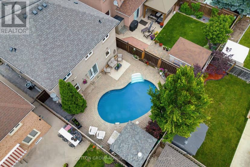 27 Pine Hollow Crescent — photo 31 of 31
