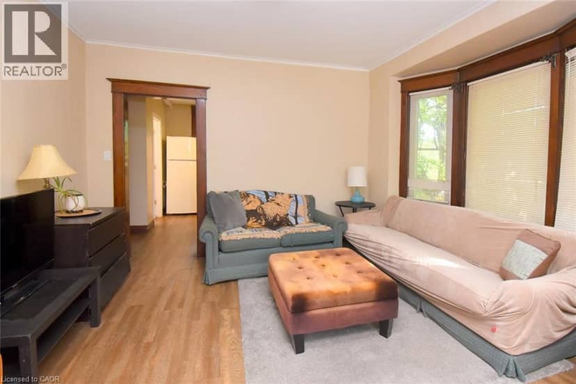 734 KING Street W, Hamilton, photo 5