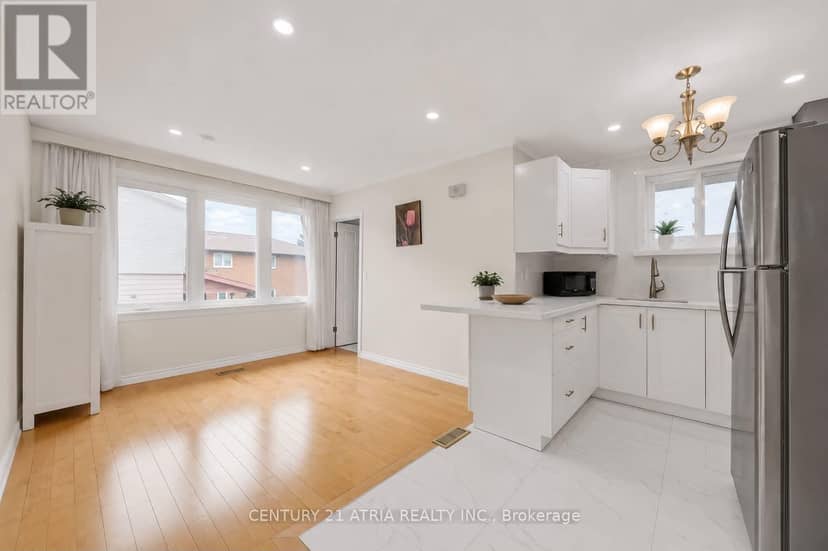 110 Harding Avenue — photo 14 of 34