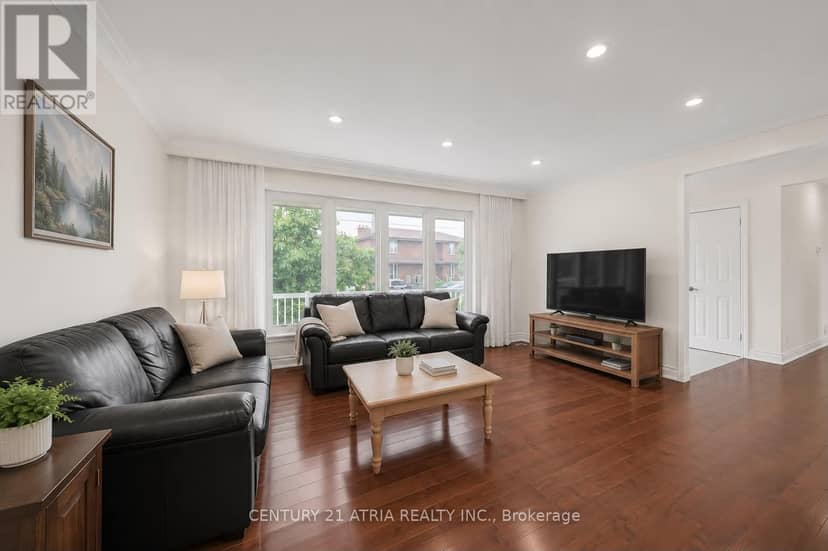 110 Harding Avenue — photo 6 of 34