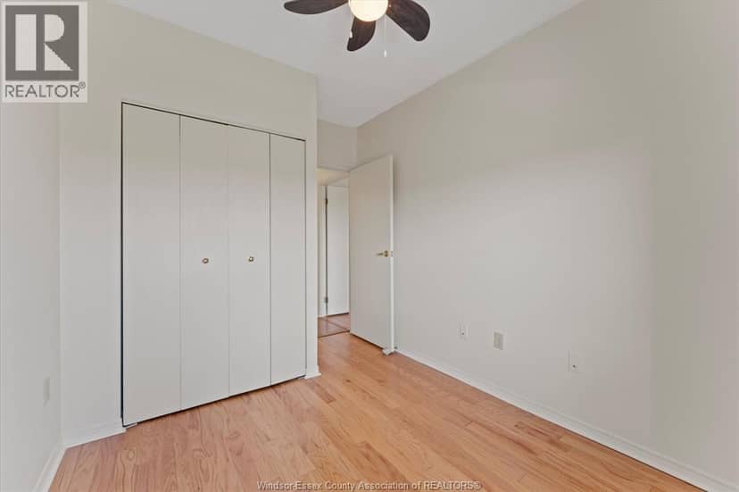 3855 Southwinds DRIVE Unit# 702 — photo 25 of 40