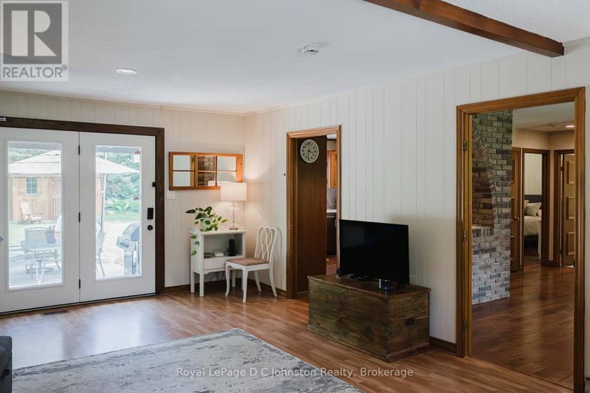 471 Eckford Avenue — photo 12 of 40