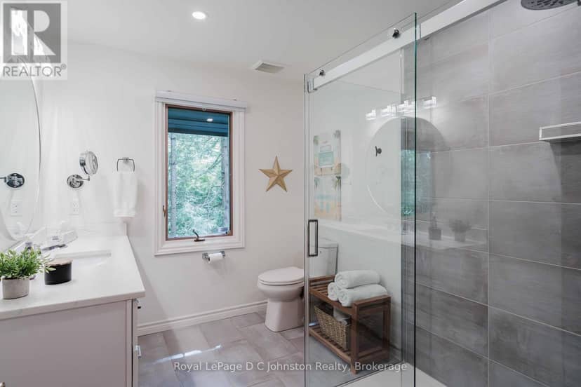 471 Eckford Avenue — photo 28 of 40