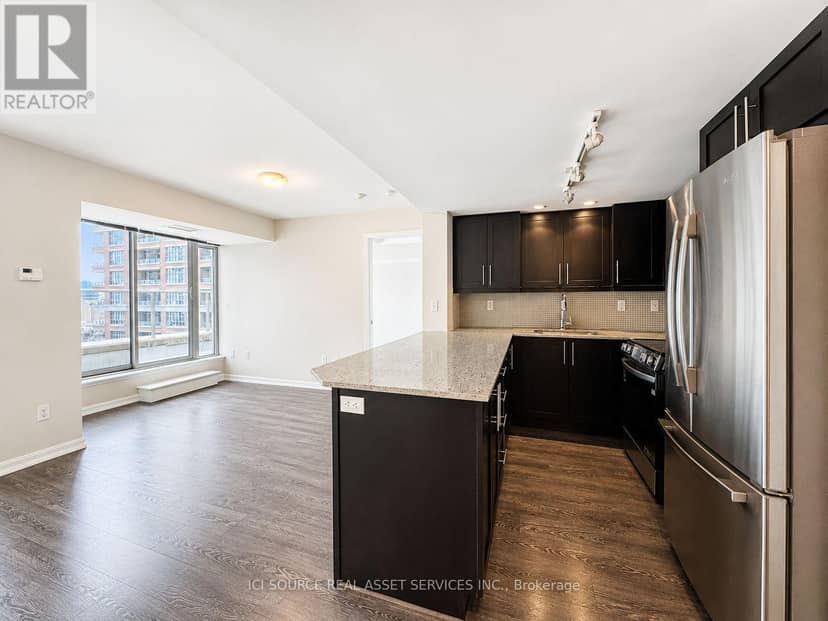 725 - 85 East Liberty Street — photo 4 of 17