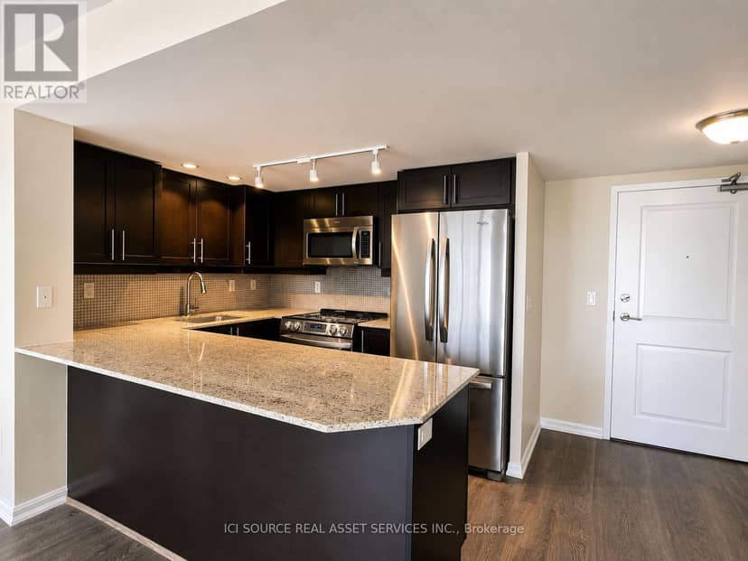 725 - 85 East Liberty Street — photo 6 of 17