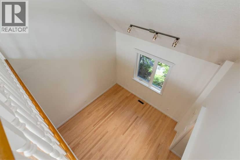 107 9 Street NW — photo 29 of 40