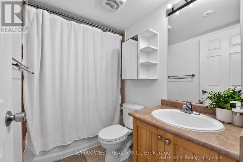 2020 - 125 George Appleton Way — photo 20 of 25