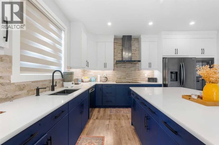 629 Southwinds Close SW — photo 10 of 40