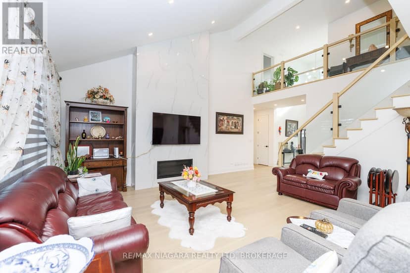 3603 Canfield Crescent — photo 13 of 40