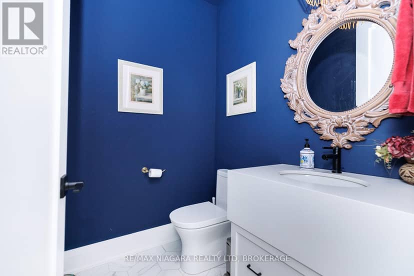 3603 Canfield Crescent — photo 22 of 40