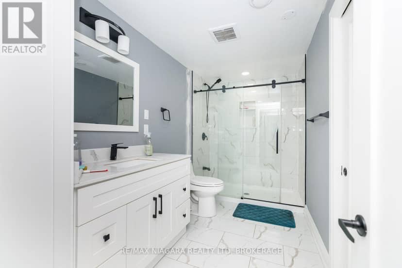 3603 Canfield Crescent — photo 39 of 40