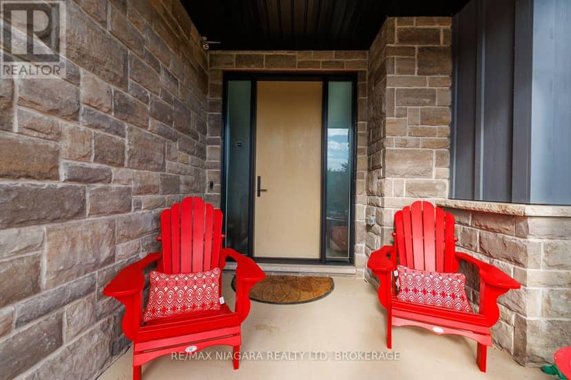 3603 Canfield Crescent — photo 5 of 40