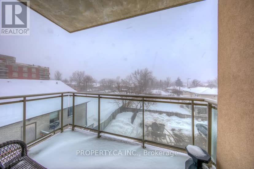 301 - 778 Sheppard Avenue W — photo 7 of 17
